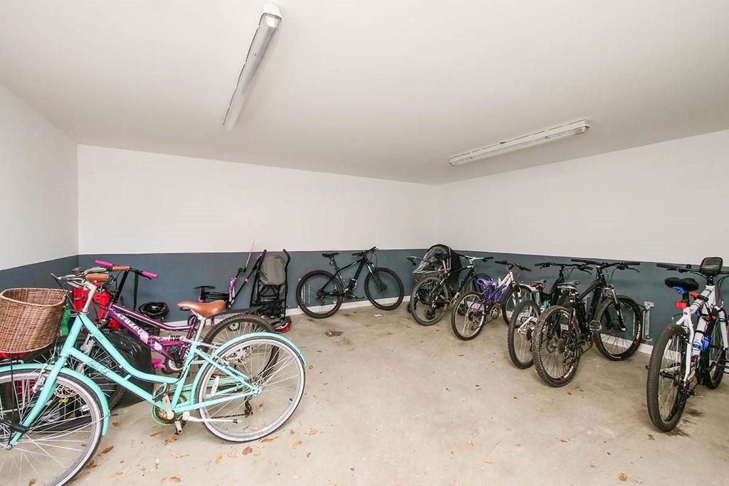 Bike Store