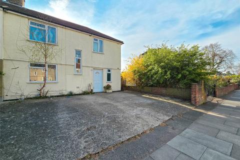 40 Indus Road, London, SE7 7BT
