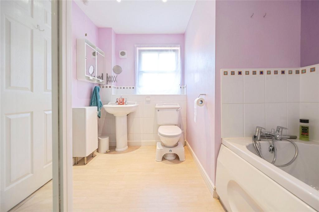 En-Suite 1