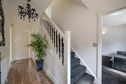 5 bedroom detached house for sale, Apple Tree Way, Doncaster DN4