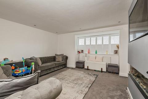 5 bedroom semi-detached house for sale, York Road, West Yorkshire WF12