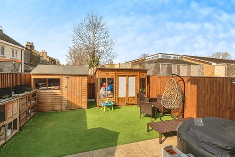 5 bedroom semi-detached house for sale, York Road, West Yorkshire WF12
