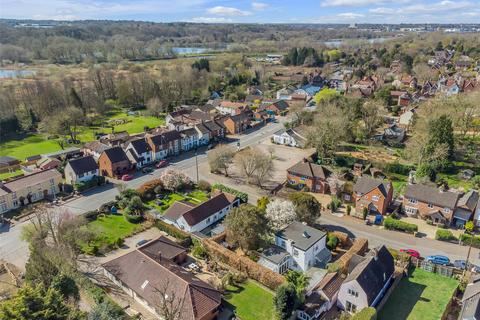 3 bedroom detached house for sale, School Avenue, Norwich NR7