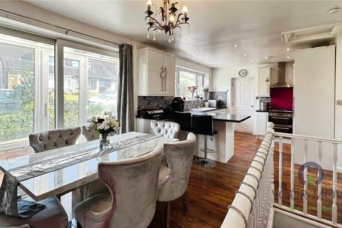 58 Grove Road, Uppermill, Oldham, OL3 6JL