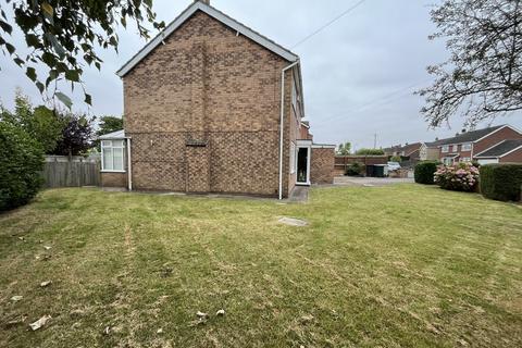 4 bedroom detached house to rent, Highfield Road, North Thoresby. DN36 5RT