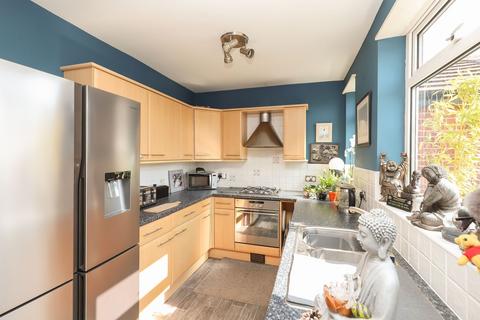 12 Mayfield Road, Chesterfield, S40 3AJ