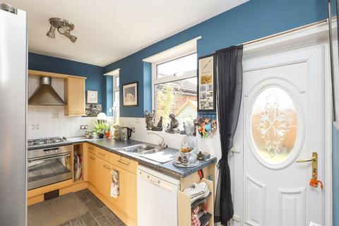12 Mayfield Road, Chesterfield, S40 3AJ