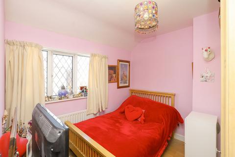 12 Mayfield Road, Chesterfield, S40 3AJ