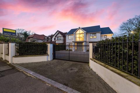 5 bedroom detached house for sale, Leesons Hill, Chislehurst