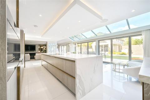 5 bedroom detached house for sale, Leesons Hill, Chislehurst