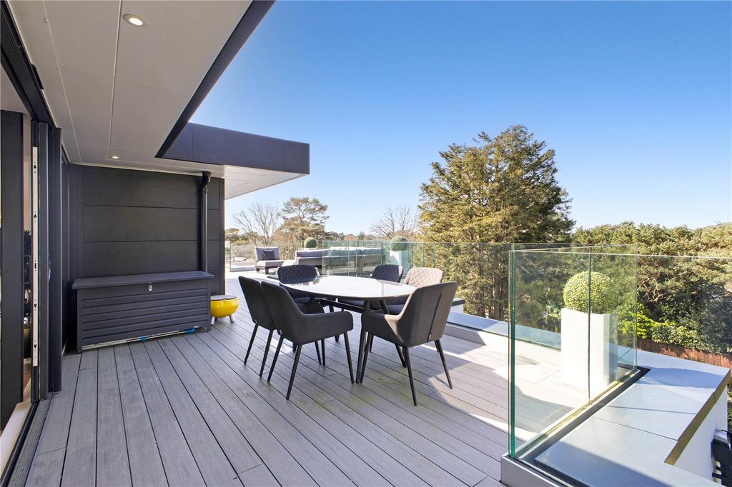 Dining Terrace