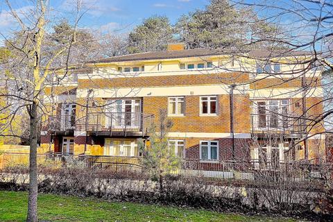 3 bedroom penthouse for sale, Winchester