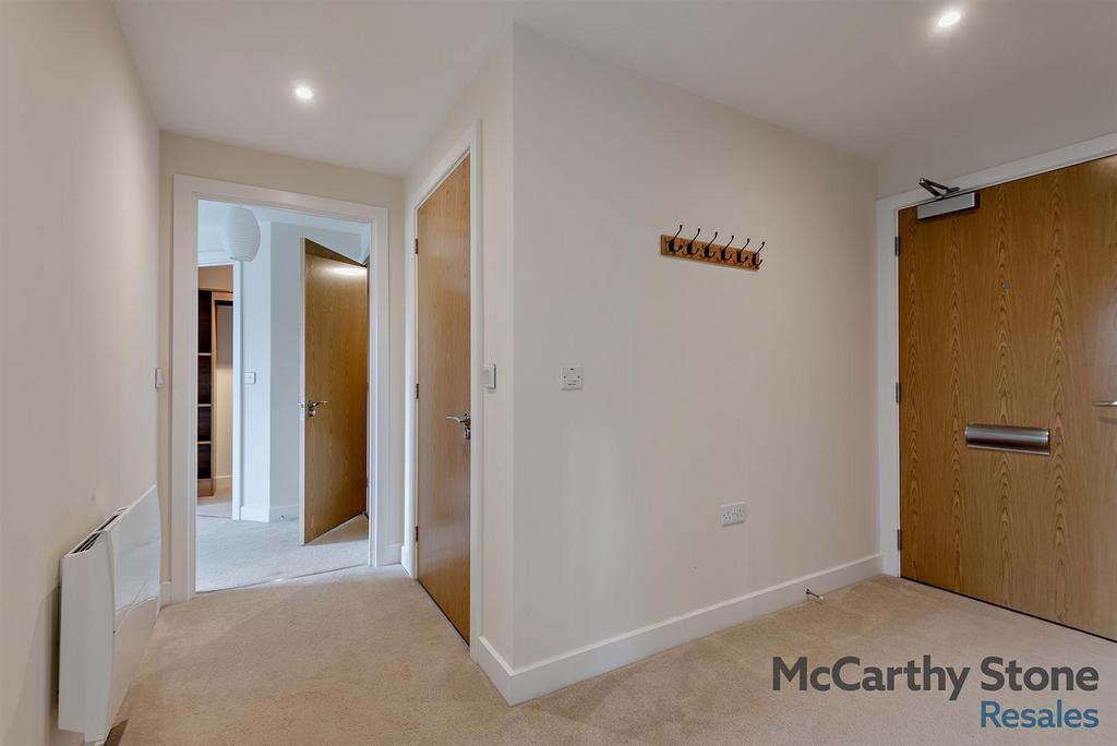 8641950-interior03-800.jpg