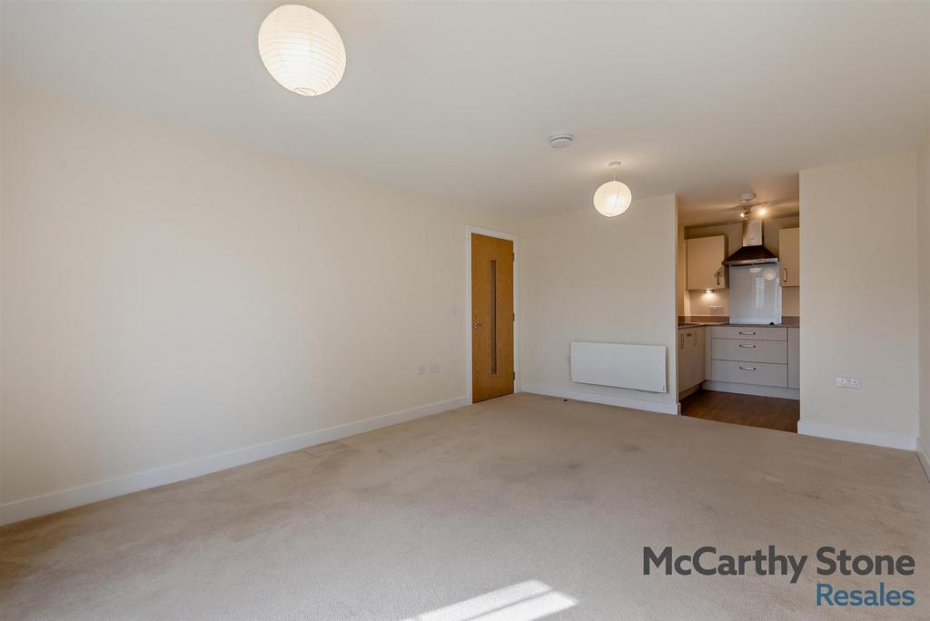 8641950-interior16-800.jpg