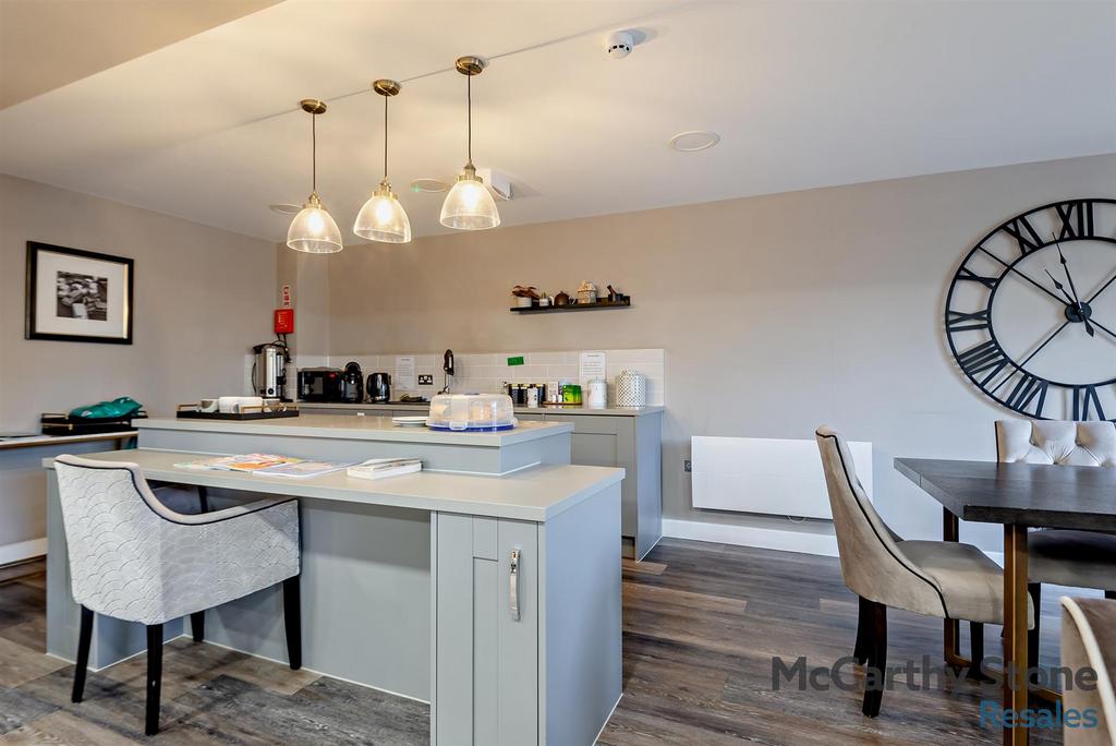 8641950-interior20-800.jpg