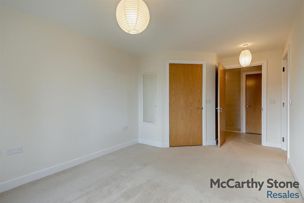 8641950-interior13-800.jpg