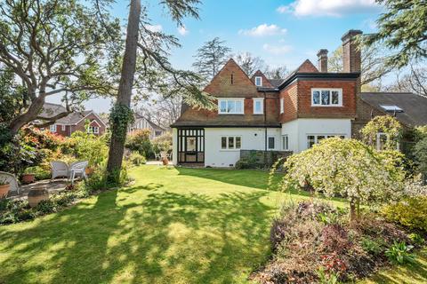 2, Heathside Burnhams Road, Bookham, Leatherhead, KT23 3AX