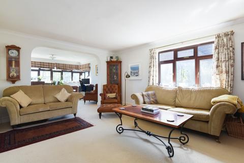 4 bedroom detached house for sale, Pilgrims Lane, Chilham
