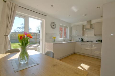 28 Fairfax Gate, Holton, Oxford, OX33 1QE