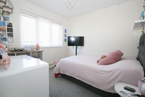 28 Fairfax Gate, Holton, Oxford, OX33 1QE