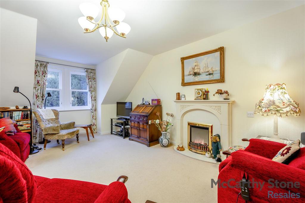 8641501-interior21.jpg