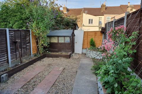 63 Ripley Road, Belvedere, DA17 5AH