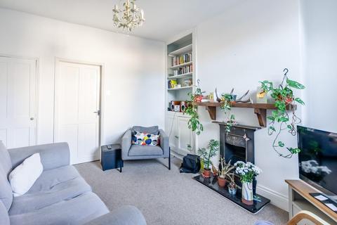3 bedroom terraced house for sale, Cemetery Road, York