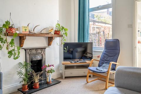 3 bedroom terraced house for sale, Cemetery Road, York