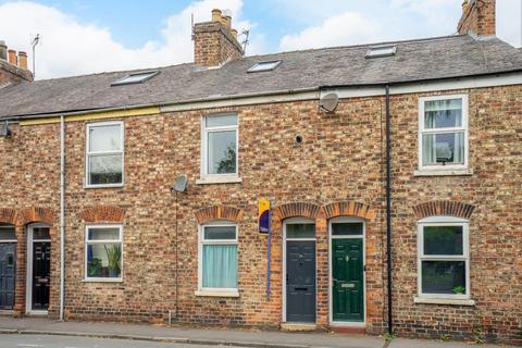 70 Cemetery Road, York, YO10 5AJ