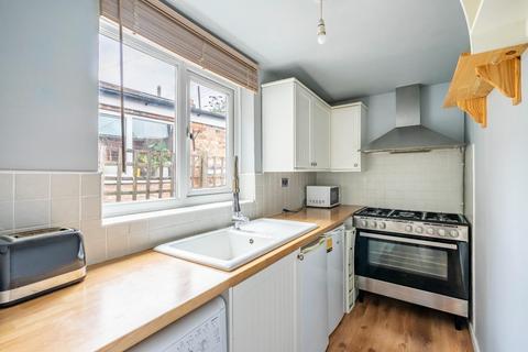 70 Cemetery Road, York, YO10 5AJ