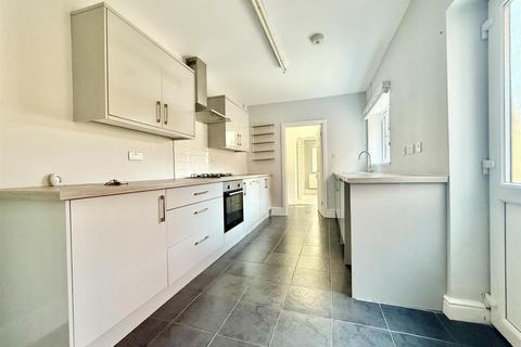 48 Derby Road, Gloucester, GL1 4AE