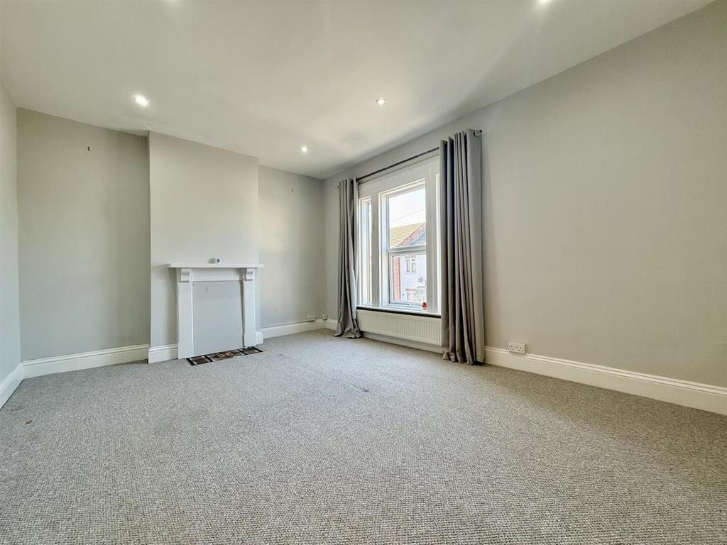 Bedroom1.jpg