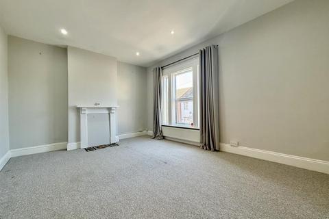 48 Derby Road, Gloucester, GL1 4AE