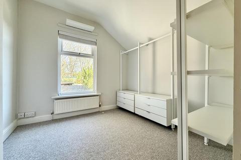 48 Derby Road, Gloucester, GL1 4AE