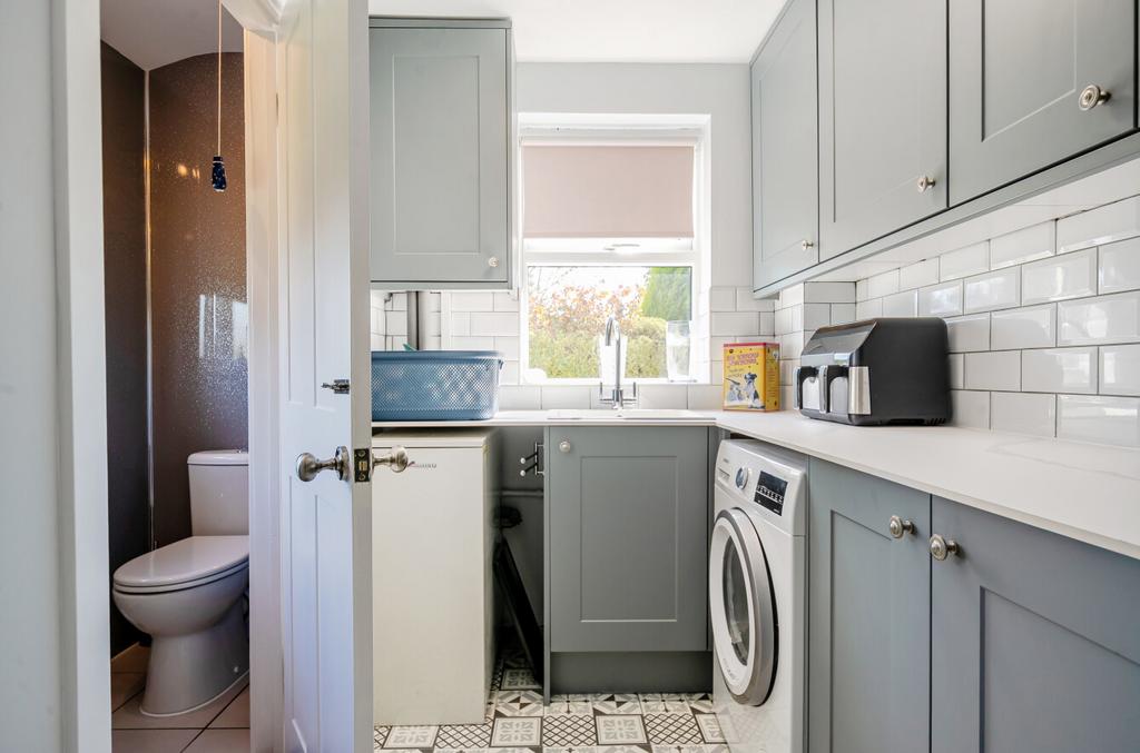 Utility+shower Room