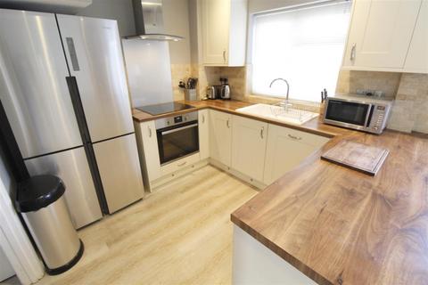 137 High Road, Byfleet, West Byfleet, KT14 7RJ