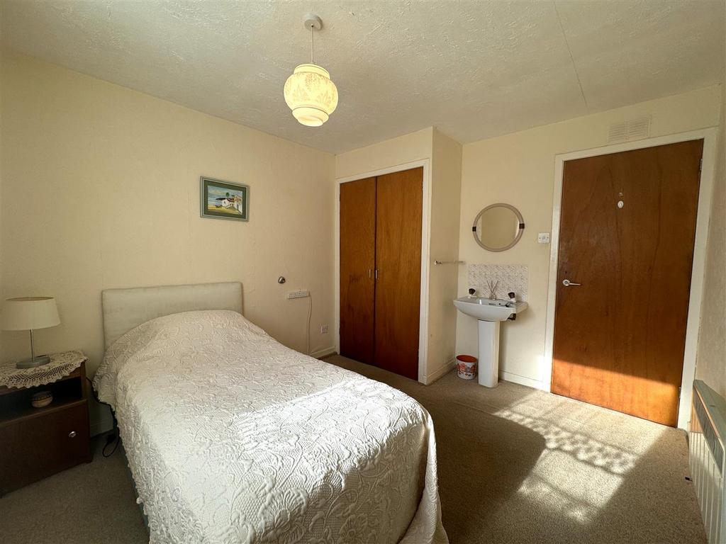 Bedroom 3.2.jpg