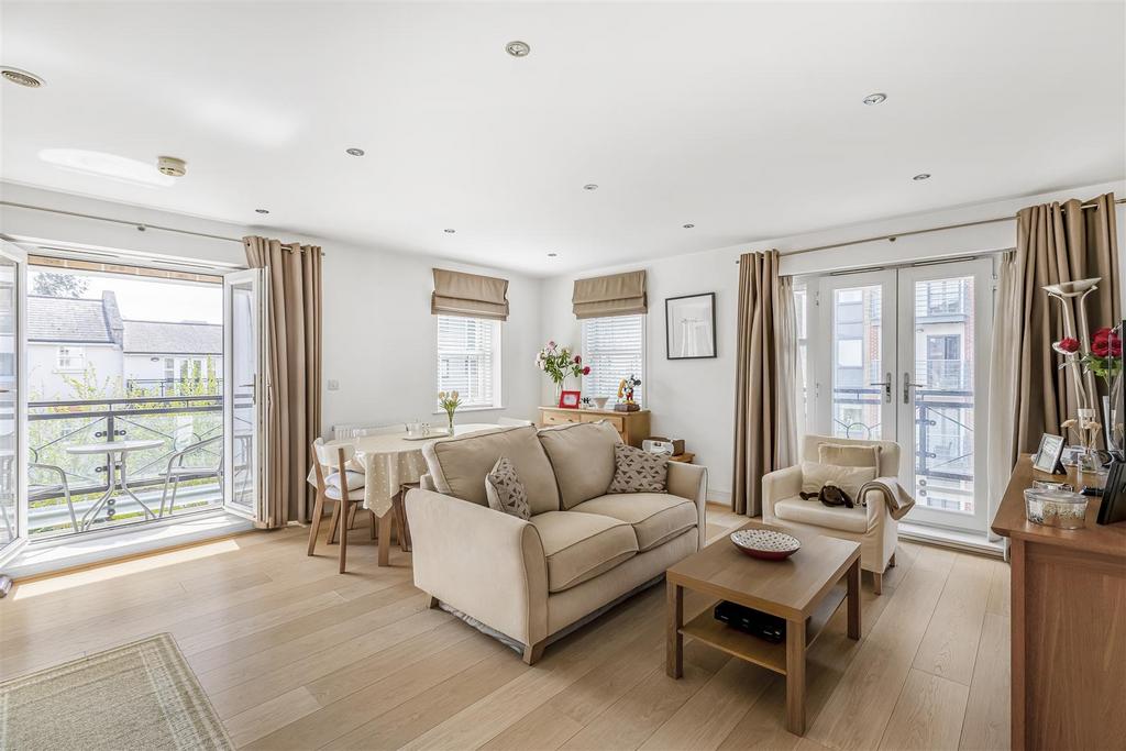 9 Holford Way-1.jpg