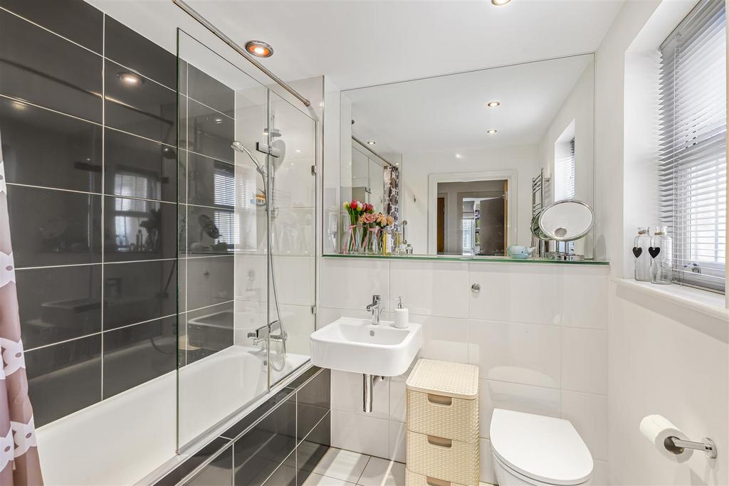 9 Holford Way-11.jpg