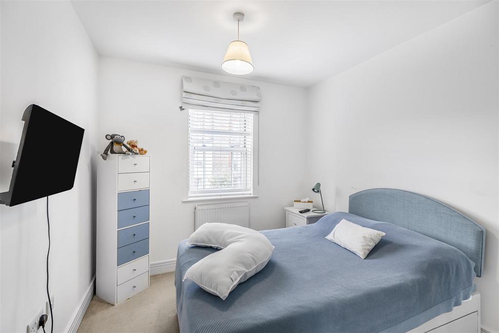 9 Holford Way-7.jpg