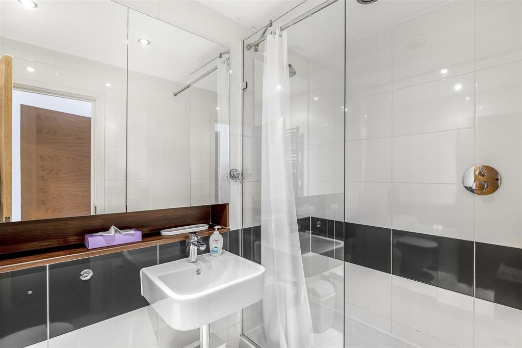9 Holford Way-10.jpg