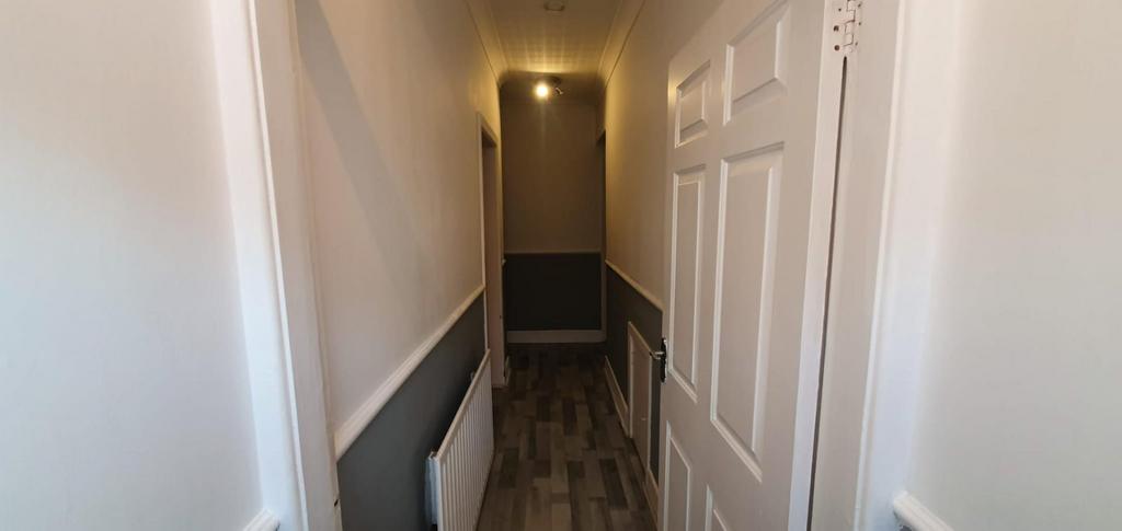 Hallway .jpg