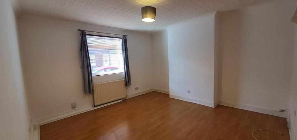 Marsterbedroom .jpg