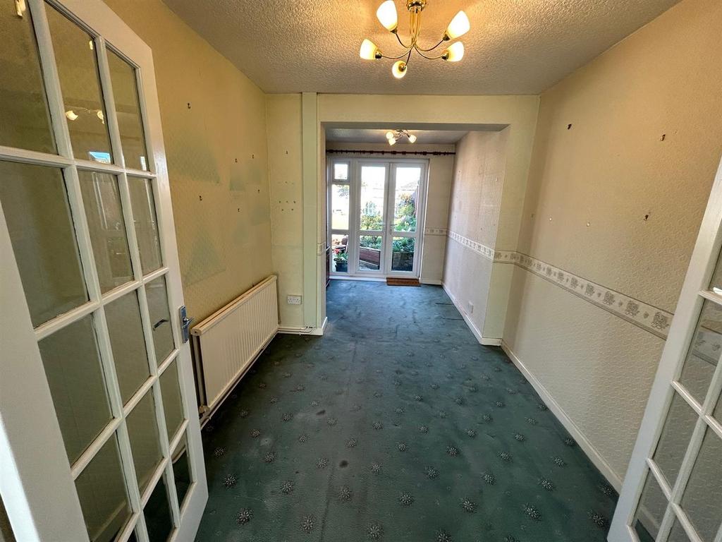 Dining room.jpg