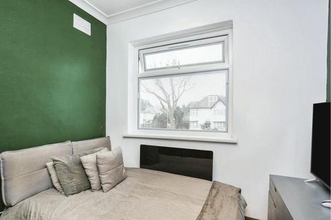 41 Chinbrook Road, London, SE12 9TQ