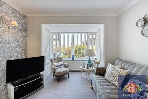 3 bedroom semi-detached house for sale, Balmoral Drive, Southport PR9