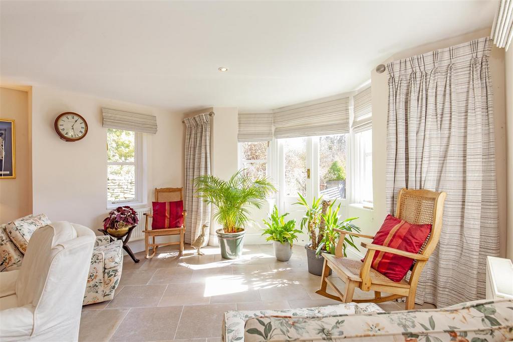 Reception Room-5.jpg
