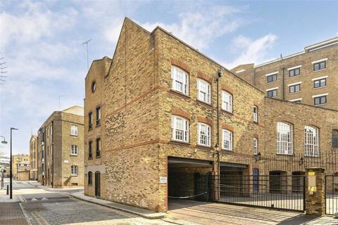 33 Bridewell Place, London, E1W 2PB