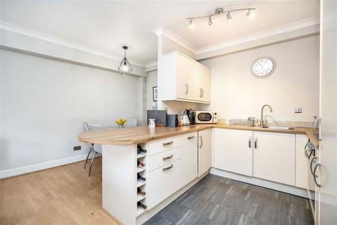 33 Bridewell Place, London, E1W 2PB