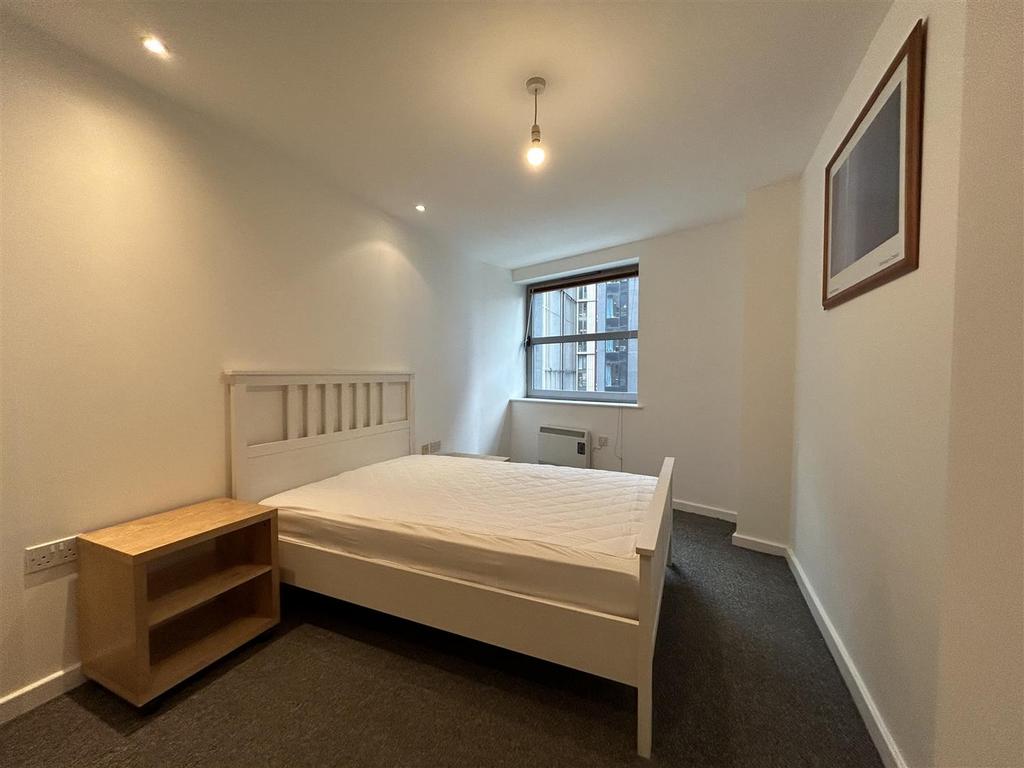 1st Bedroom.jpeg